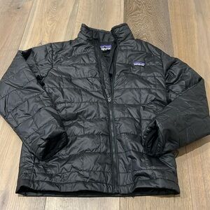 Kids Patagonia puffer jacket in black